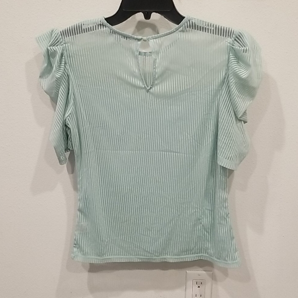 Top - Picture 2 of 2